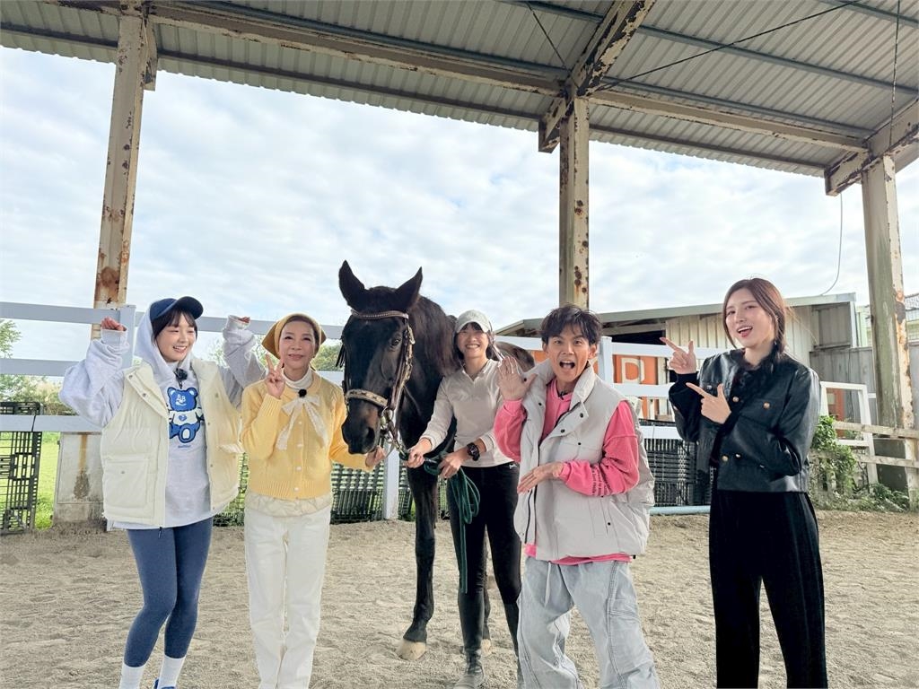 南珉貞初體驗騎馬上路!楊繡惠自爆當年拍戲馬匹失控甩飛空中