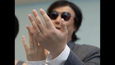 金曲歌王蕭煌奇爆喜結婚! 氣質短髮老婆身分是「寵物訓練師」