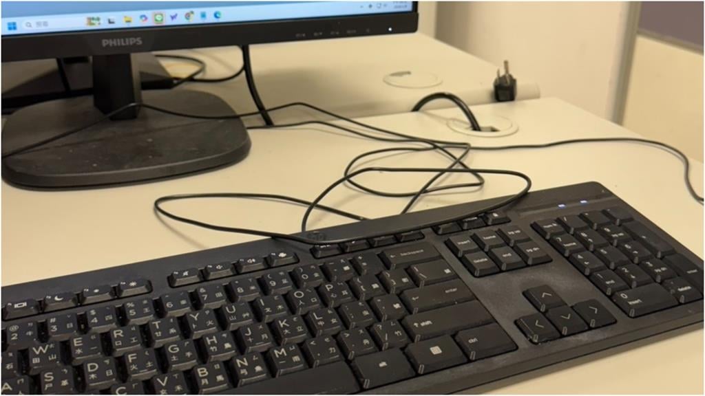 上班必加LINE群組？00後新人「反問1句」驚呆老鳥...網：只是說出大家的心聲