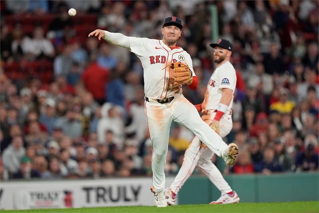 快新聞／MLB重磅簽約！芝加哥小熊端55.3億肥約　補進「這位」明星三壘手