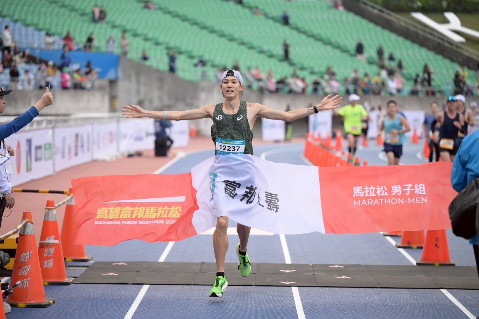 日籍好手作田直也首征高富馬奪魁 肯亞女將 Wayua 成功衛冕