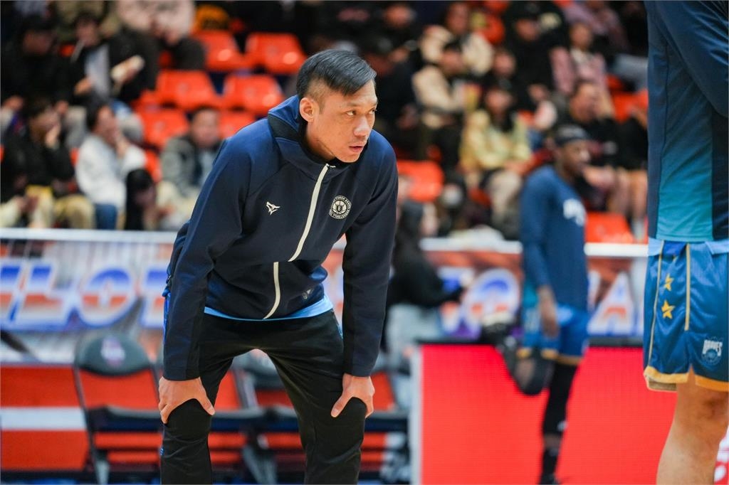 PLG(影)／兩隊衝突大打出手共3人遭驅逐！領航猿逆勝勇士開季8連勝創紀錄