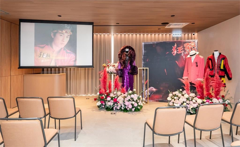 曹西平靈堂傳「0藝人到場弔唁」開放首日冷清!畫面曝光…乾兒子悲痛發文