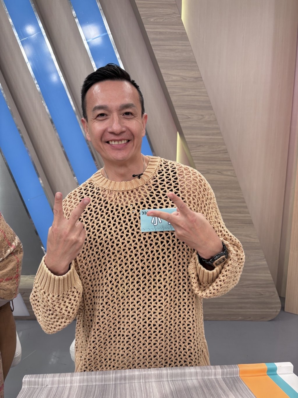 (影)／小鐘大談吃糖衰老危機 沒沛綾「一句話」驗証此話不假？