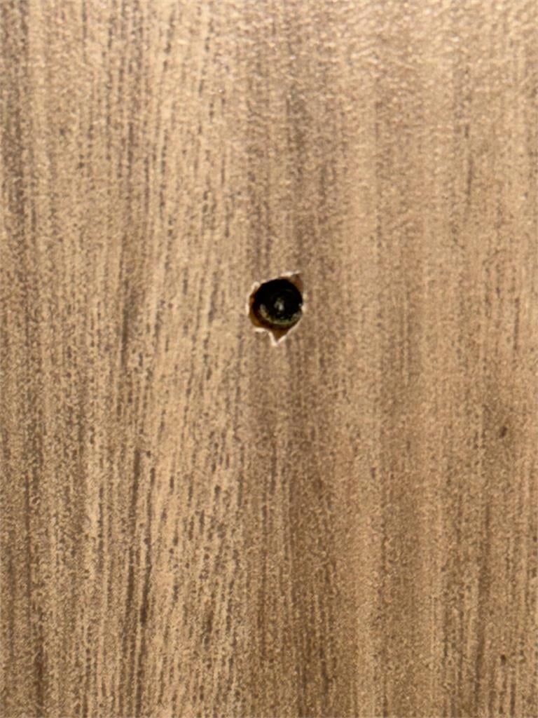 健身房女廁驚見「可疑小孔」！她嚇壞急發文「業者火速清查」真相曝光了