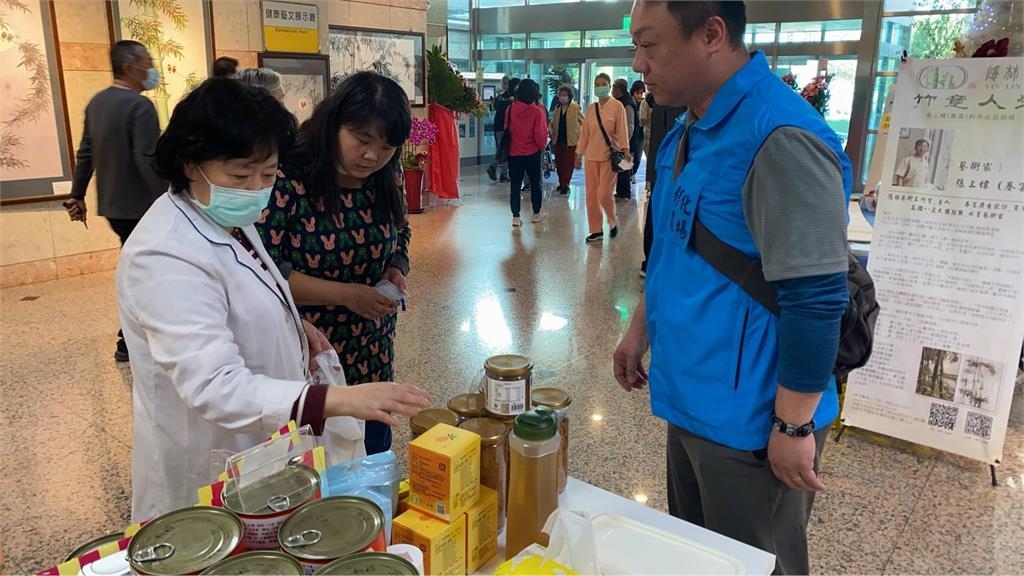 輔導會五大農場優質農特產品 高雄榮總首發團輕鬆〝GO〞