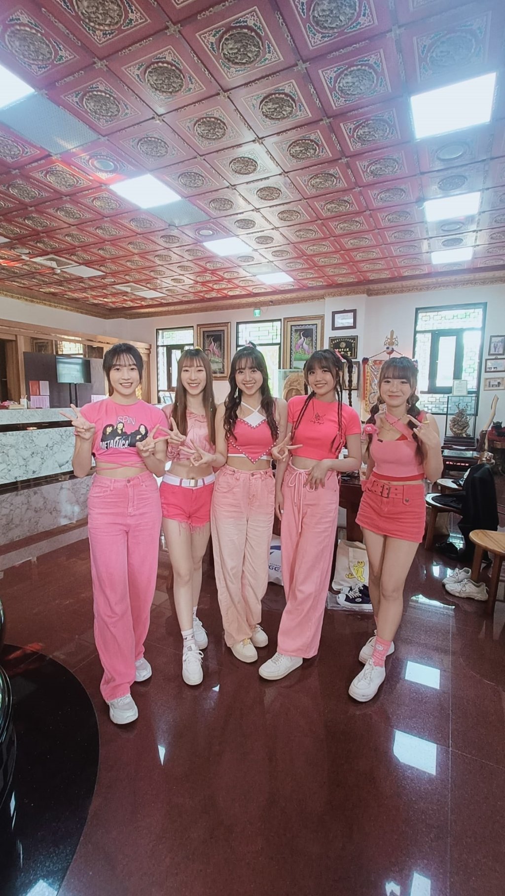 從《那麼旺》到《冰冰Show》走8年！ Give me five 少女隊交亮眼成績 幕後推手是白冰冰