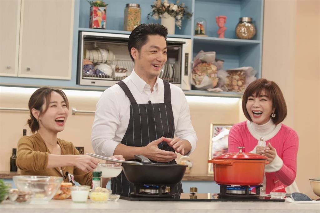 陳美鳳「大笑同框蔣萬安」抖出私下互動！公開1罕見畫面：大家想不到吧…