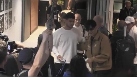 澳網(影)／華語樂壇天王遇上世界球王！周杰倫一分大滿貫賽前與艾卡拉茲輕鬆互動