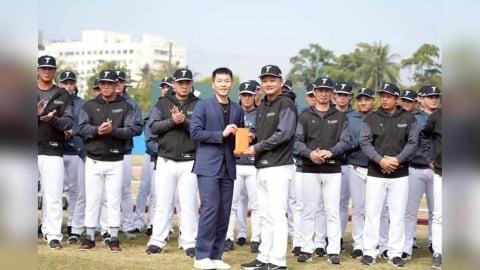 經典賽／運動部核定「6000萬組訓經費」破紀錄！部長李洋親自南下致贈20萬加菜金