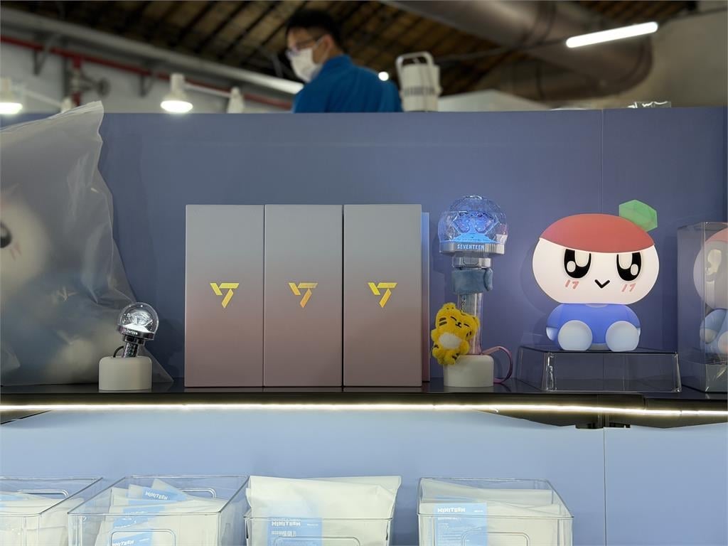 SEVENTEEN官方周邊快閃店登陸台北　粉絲專屬互動空間一次看