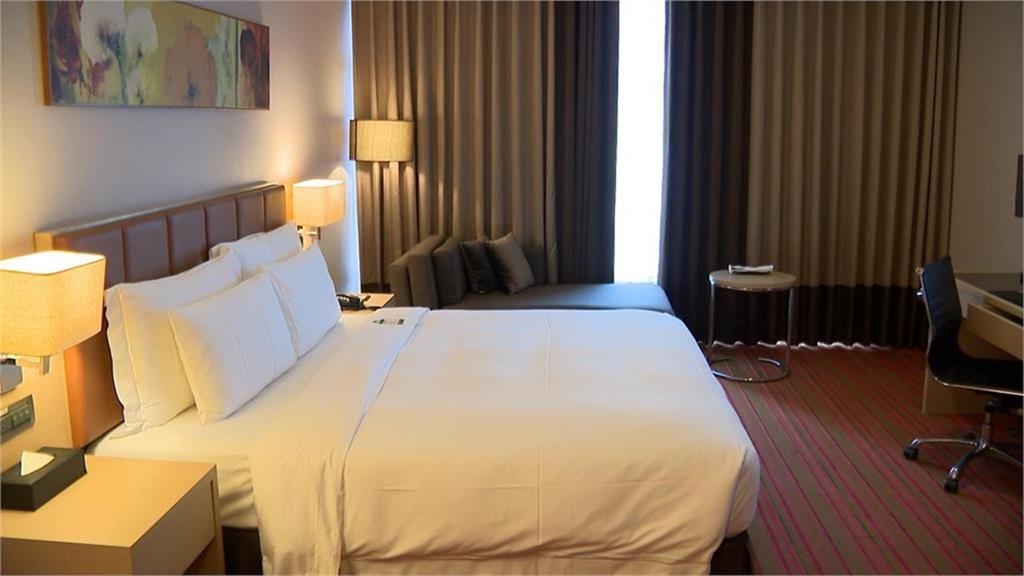 男人睡覺躺「這1姿勢」久了恐硬不起來！醫列「2睡姿」最能展現雄風