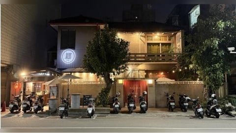 被留1星負評！客抱怨「大門可進但沒人招呼」　老闆嘆：參加員工喪禮未營業