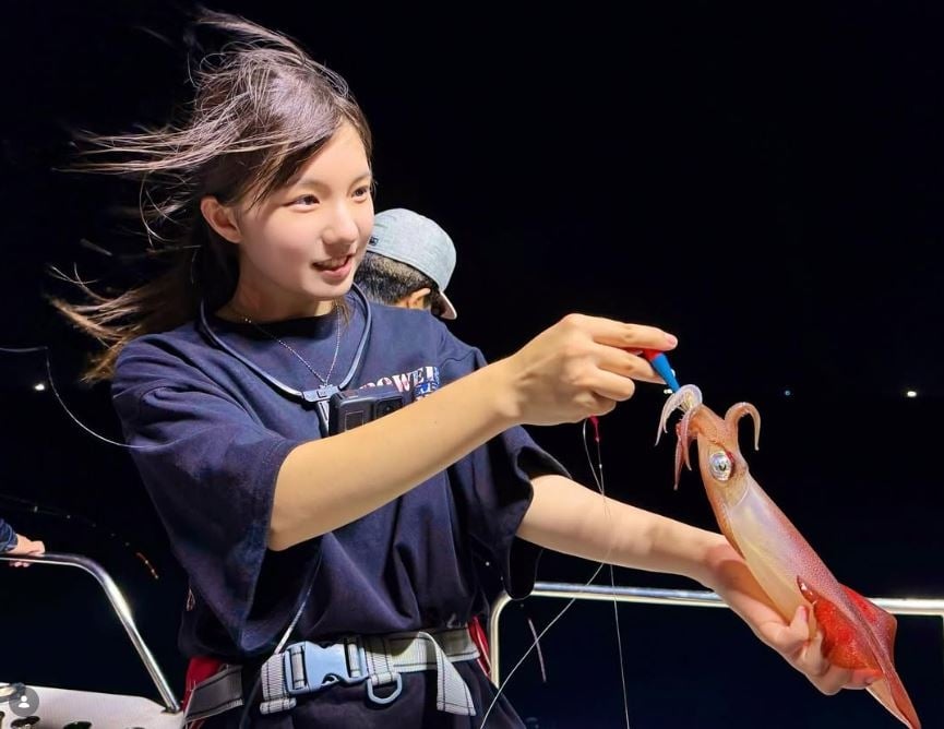 17歲「釣魚系美少女」曾被誤認是男孩！「6年前對比照」瘋傳網：這是同一人？