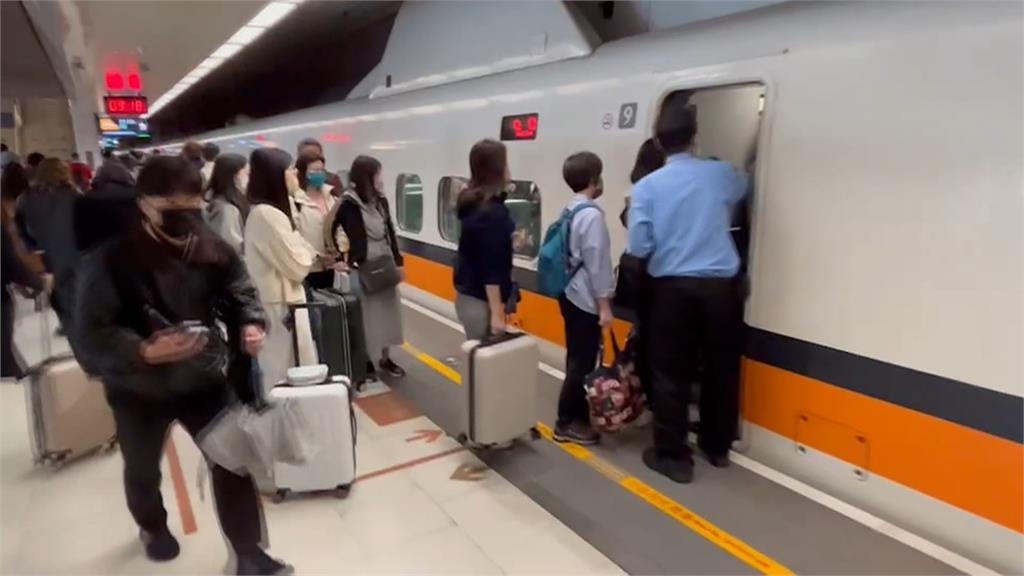 多花5元「北車→南港」只要8分鐘！她不搭捷運「改用1招」網讚：還不用擠