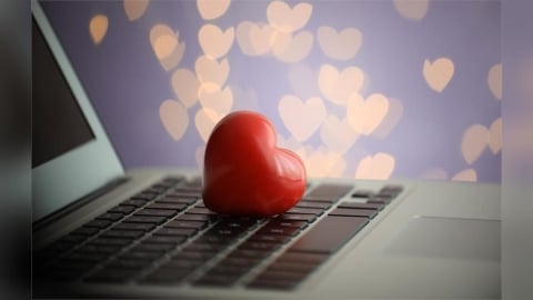 選擇比努力重要！2026女孩必看 8個高效率脫單軟體推薦