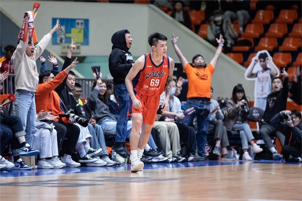 PLG(影)／盧峻翔成聯盟史上首位總得分破2000好手！獲選單週最佳球員