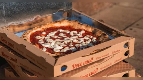 機車怎麼載好市多披薩？她目睹「阿伯1人騎回家」驚呼：台灣人超聰明