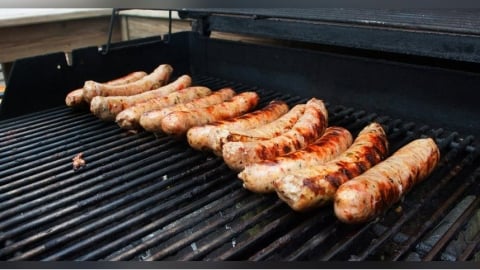 愛吃火腿、香腸要注意！　醫：防腐劑增乳癌、前列腺癌等風險