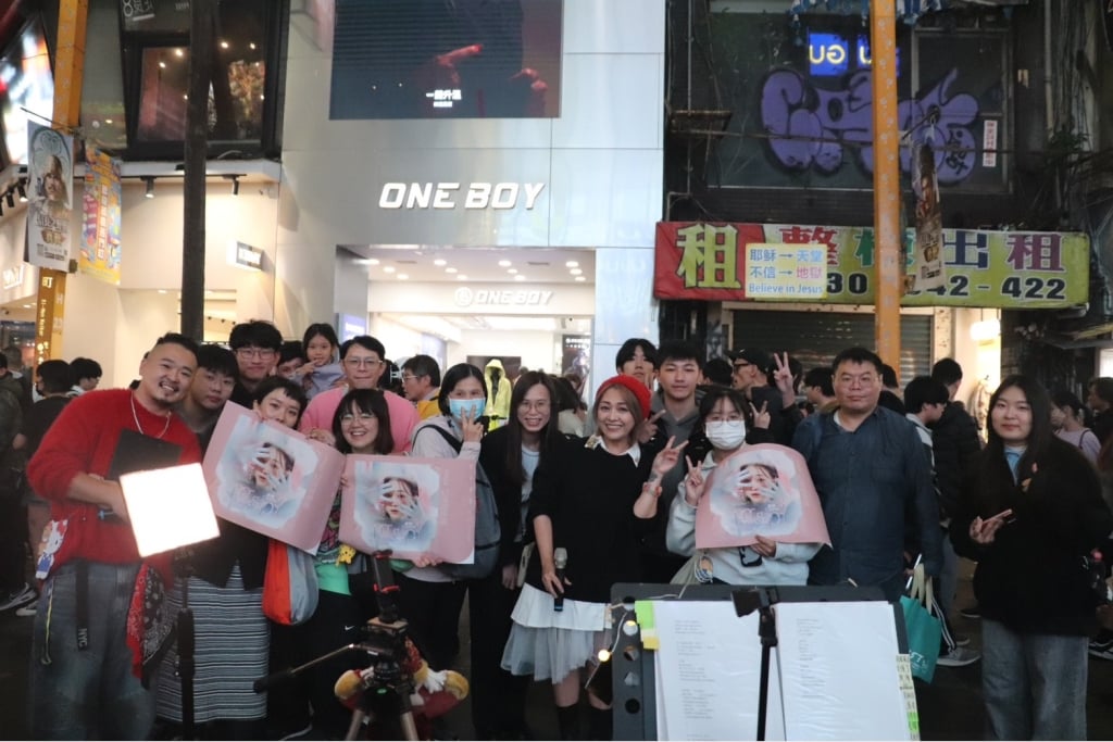 北原山貓女兒街頭遇衝突！ 路邊開唱竟被眼紅檢舉 尷尬場面曝