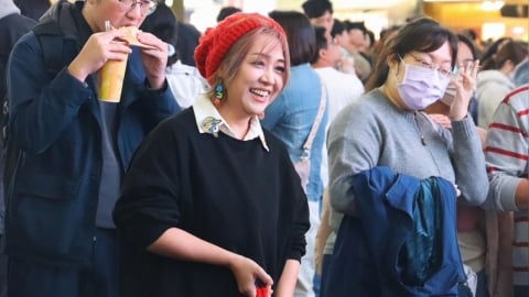 北原山貓女兒街頭遇衝突！ 路邊開唱竟被眼紅檢舉 尷尬場面曝