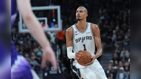 NBA(影)／226公分「斑馬」投三分誰擋得住！12投7中化身射手飆33分奪勝