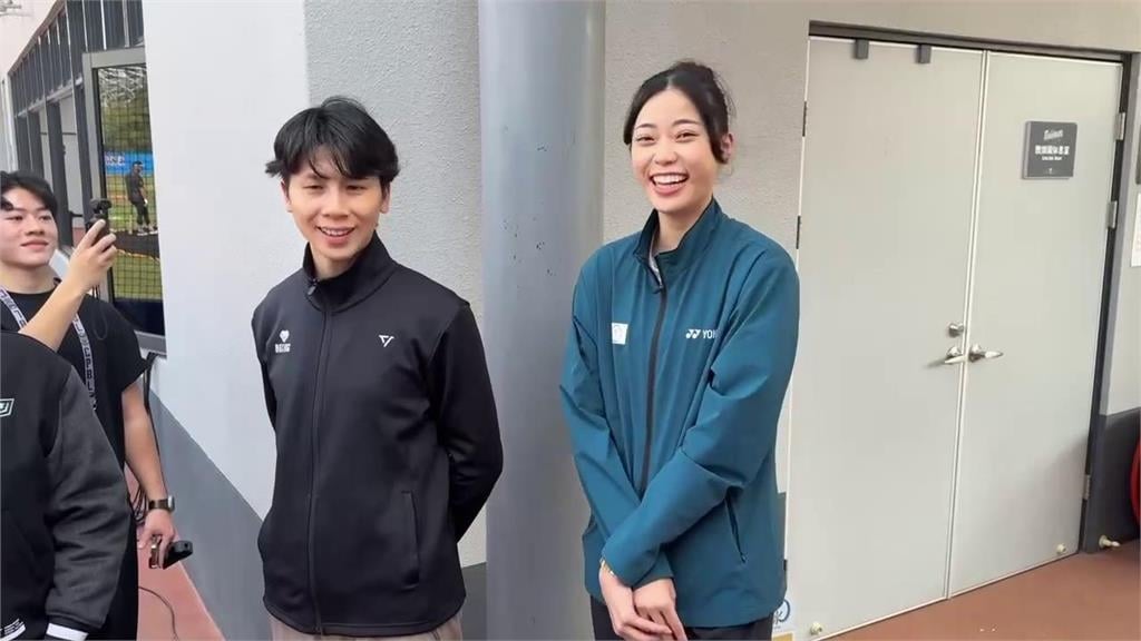 經典賽(影)／奧運級應援團！林郁婷、羅嘉翎嗨喊台灣隊加油　蔡其昌：我來生門票