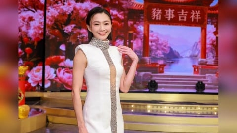 《民視第一發發發》侯怡君每套禮服6位數四個月訂製！年後為了媽媽要幫老家翻新