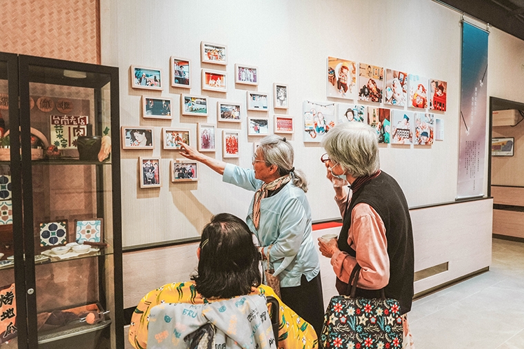 一里雲村跨界攝影展 以回憶療法體現「有溫度的」長照