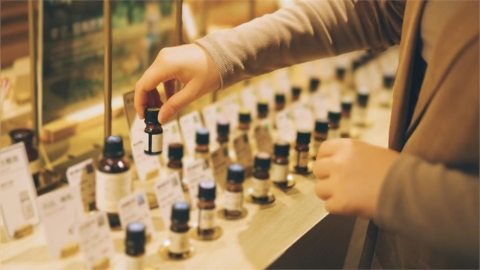 專家瘋傳精油避雷購買指南：掌握「三大核心指標」協助辨識精油標示與品質資訊！