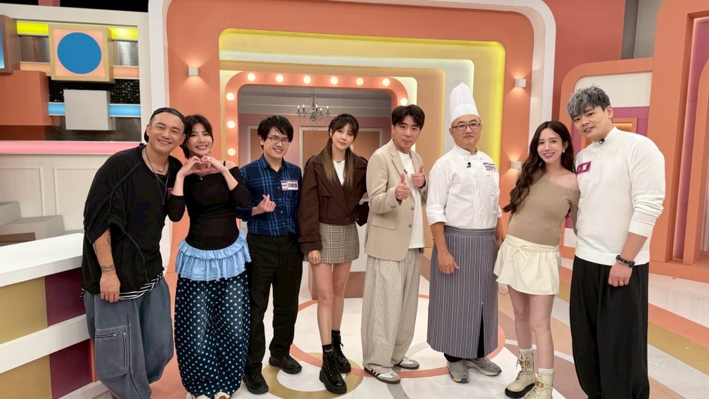 (影)／徐小可「這道年菜」美味百分百 眾人食指大動口水直流？