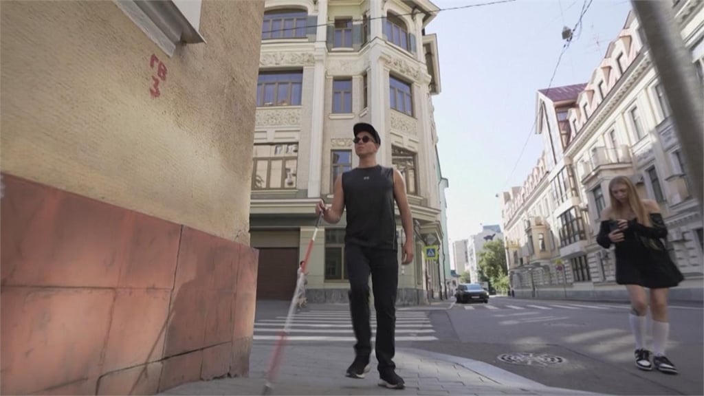 斑馬線變身突增加「3條白直線」！交通部揭暖心用途：給這些人用的