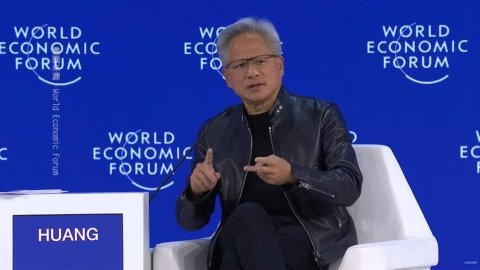 黃仁勳拋AI五層蛋糕理論駁泡沫化 點名電工、營建工年薪六位數美元