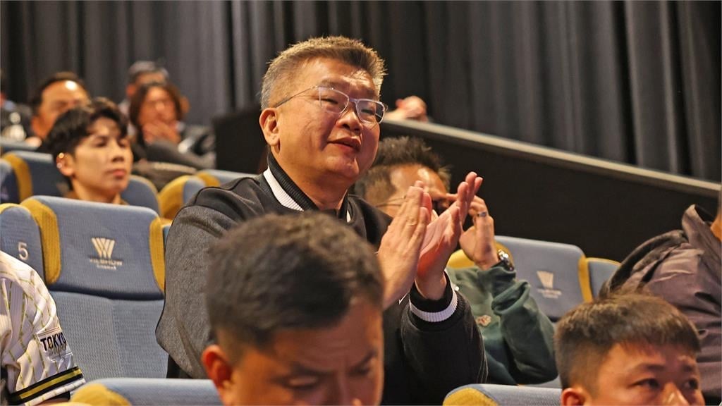 經典賽(影)／看了沒？台灣隊齊看《冠軍之路》　陳傑憲二刷吐心境「複習三點打勝仗」