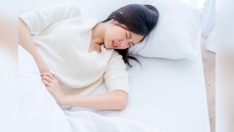 《醫學大聯盟》醫:「經前症候群」:補充四類營養素、 6-8 小時黃金睡眠