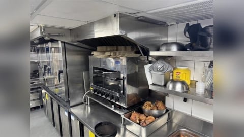 老闆注意！桃園餐飲油煙新制上路 一年輔導期未改善最高罰5萬