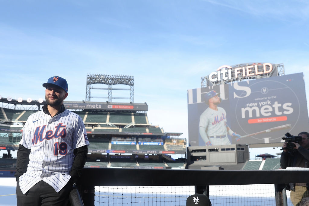 MLB(影)／大都會正式介紹新任三壘手！比薛特攜新婚妻亮相改穿最愛的19號球衣