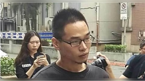 闖紅燈撞死清大物理奇才！胡家瑞「提再審」庭上裝瘋賣傻　遭法官痛罵還監