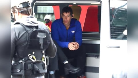 外媒揭他徒手爬台北101酬勞！　霍諾德：免費我也爬