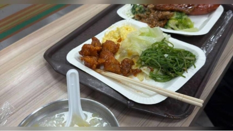 清粥小菜吃425元嘆好貴　店家秀監視器打臉：與結帳份量不一樣