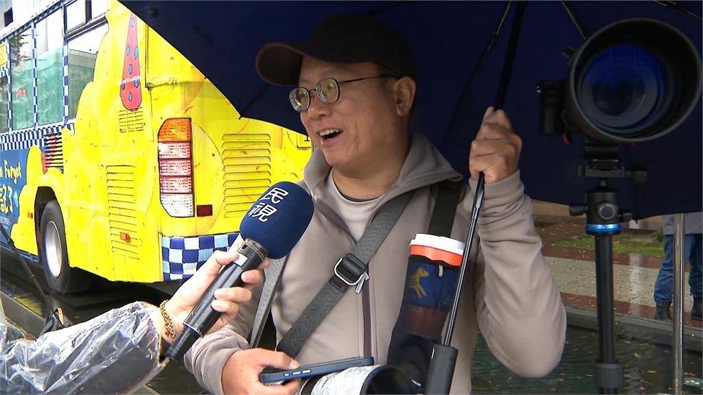 Alex攀登101因天候不佳延期　逾百名粉絲現場守候撲空