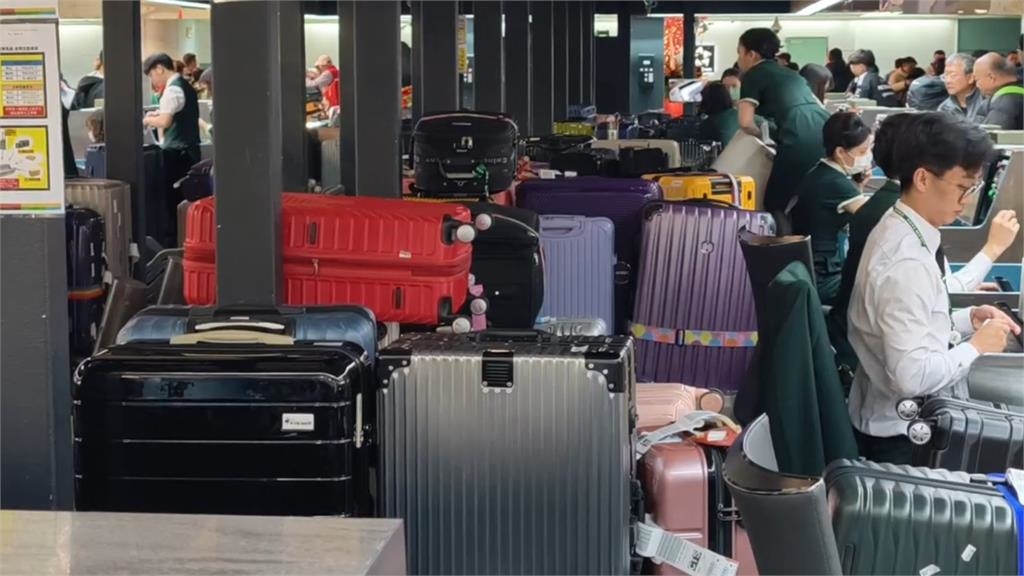 快新聞／旅客注意！寒假首日桃機湧出國人潮　報到系統故障引民怨