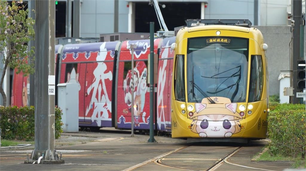 快新聞／蜜柑站長聯名虎爺！高捷彩繪列車首航　陳其邁：帶來福氣也守護安全