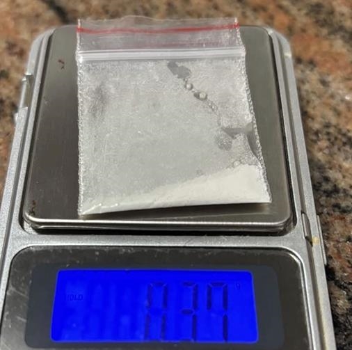 等紅燈占用機車停等區　警查駕駛涉攜毒加毒駕