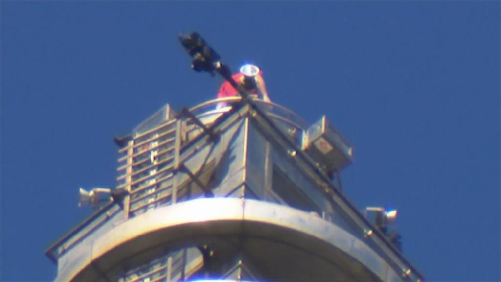 快新聞／僅花91分鐘！Alex徒手征服101　賴清德祝賀：心跳真的很快