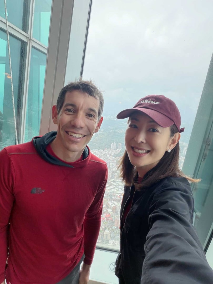 賈永婕一口答應霍諾德爬101的計畫。(圖/翻攝臉書/賈永婕的跑跳人生)