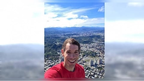 霍諾德攀登101「哪個品牌賺最大」？可達鴨亂入搶鏡　竟是諧音哏