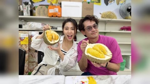 柯叔元、白家綺現身檳城掀暴動！《阿松與阿暖》海外首宣傳 粉絲驚見新造型直呼：超帥