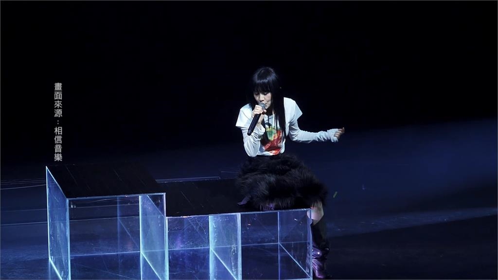 白安回家鄉開唱！　宇宙人小玉驚喜現身　#-#直呼：沒彩排好刺激