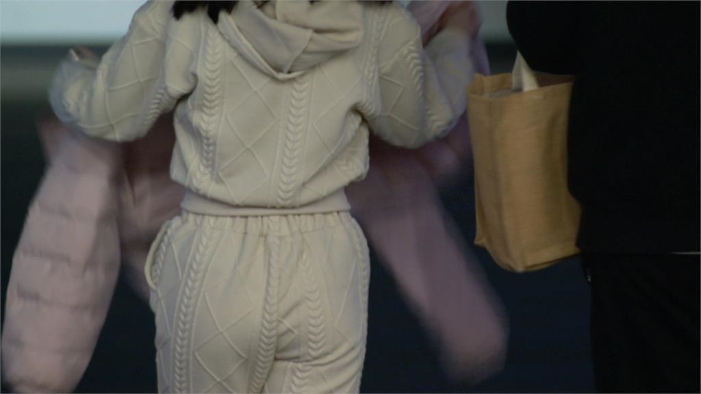 天冷小孩狂冒紅疹! 兒醫:"內刷毛"衣物釀皮膚災難